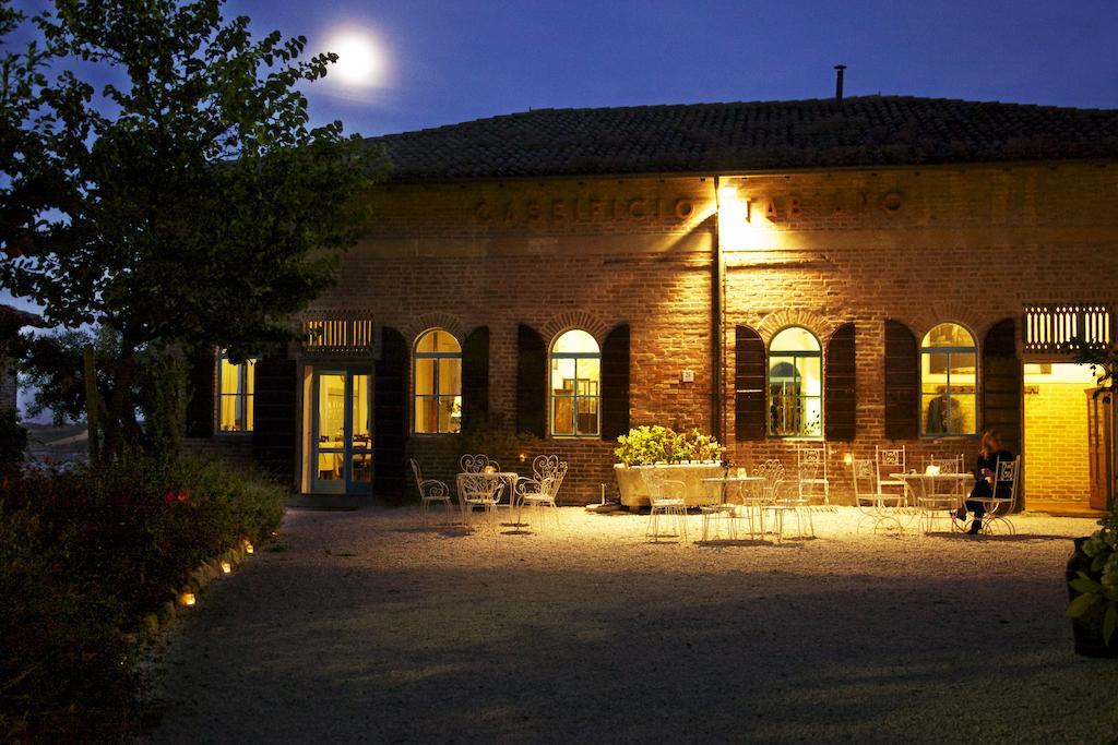 Hotel Antico Borgo Di Tabiano Castello - Relais De Charme Tabiano Terme Exterior foto